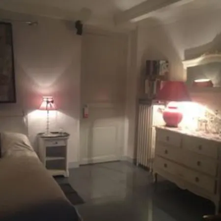 Apartment Centre, Piscine, Intime, En Ancienne