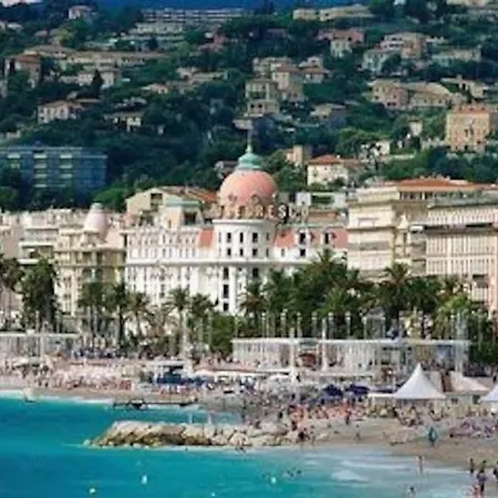 Centre, Piscine, Intime, En Ancienne * Nice